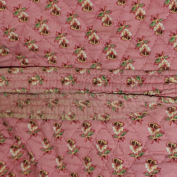 Vera Bradley Travel Bag - Picture 13 of 13